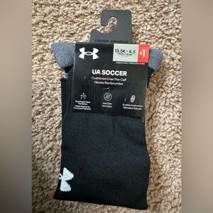 UA SOCCER
Cushioned Over-The-Calf
Hautes Rembourrées